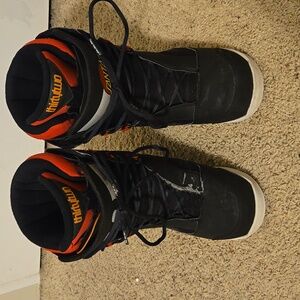 Thirty two X Santa Cruz Zephyr snowboard boot